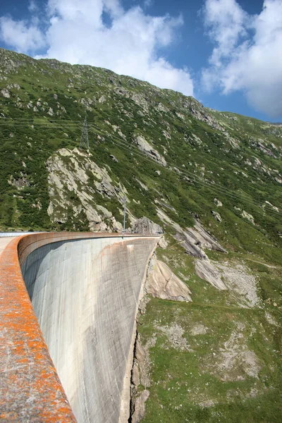 Barrage Lukmanierpass Suisse 2020 — Photo