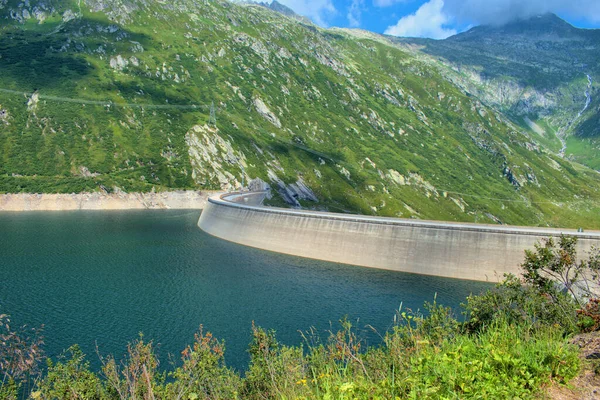 Damm Vid Lukmanierpasset Schweiz 2020 — Stockfoto