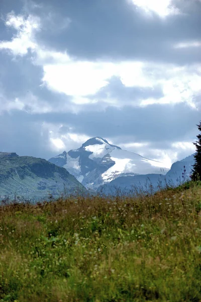 Einzigartiger Berggipfel Vals Der Schweiz 2020 — Stockfoto