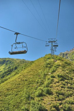 Sandalye kaldırışı İsviçre 'deki Pizol Dağı' na gidiyor. 7.8.2020.