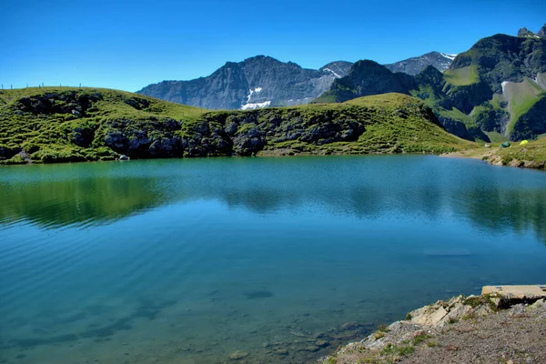 Idyllisk Alpin Sjö Vid Berget Pizol Schweiz 2020 — Stockfoto