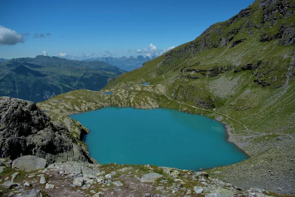 Idylliczna Sceneria Jeziora Szczycie Góry Pizol Szwajcarii 2020 — Zdjęcie stockowe