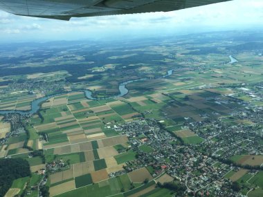 İsviçre, 30.7.2016 sayılı küçük bir uçakla ülkeyi baştan başa kat etti.