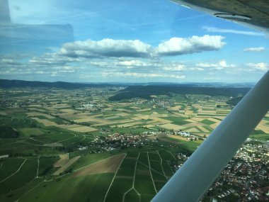 İsviçre, 30.7.2016 sayılı küçük bir uçakla ülkeyi baştan başa kat etti.