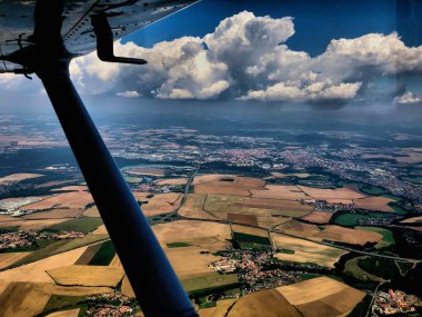 Çek Cumhuriyeti kırsal üzerinde uçuş 14.7.2018