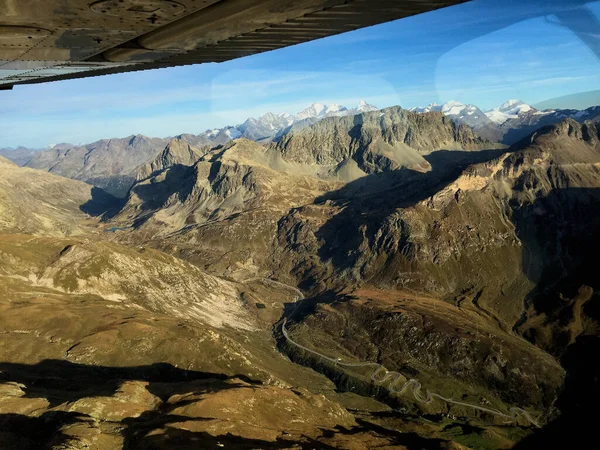 Otroligt Bergspanorama Schweiz Sett Utifrån Ett Plan 2016 — Stockfoto