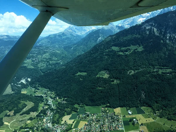 Відкриття Швейцарії Маленькому Літаку 2017 — стокове фото