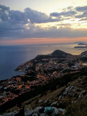 Hırvatistan 'ın Dubrovnik kentinde güzel bir gün batımı 3.8.2015