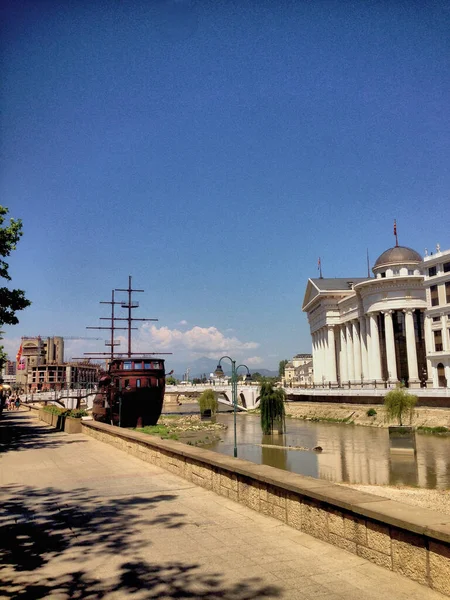 Regierungsviertel Und Kunstwerke Skopje Mazedonien 2015 — Stockfoto