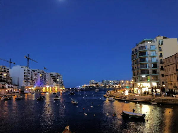 Bahía Saint Julians Malta 2020 — Foto de Stock