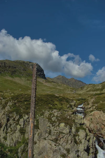 Viaje Por Carretera Través Del Fluelapass Las Montañas Suiza 2020 — Foto de Stock