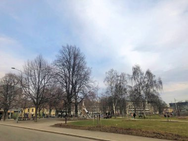 Norveç 'in Hamar kentindeki Idyllic küçük parkı 21.4.2019