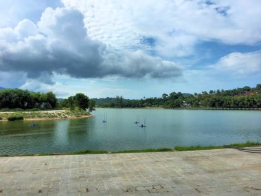 Tayland 'da Koh Samui' deki Chaweng Gölü 'ne bakın. 24.1.2018