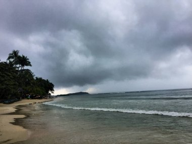 Tayland 'da Koh Samui' de Chaweng plajında yaklaşan fırtına 11.2018