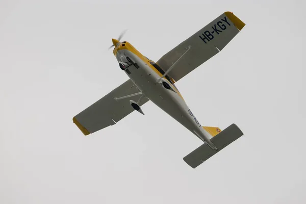 Tecnam P2010 Uçağı Sviçre Saint Gallen Altenrhein Havaalanında 2021 — Stok fotoğraf