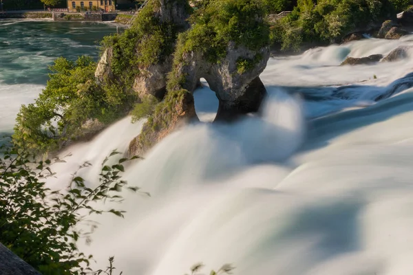 Air Terjun Rhine Adalah Air Terjun Terbesar Eropa Yang Terletak — Stok Foto