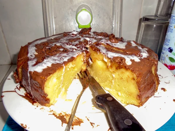 Homemade Fresh Cake Chocolate Ready Get Eaten — Fotografia de Stock