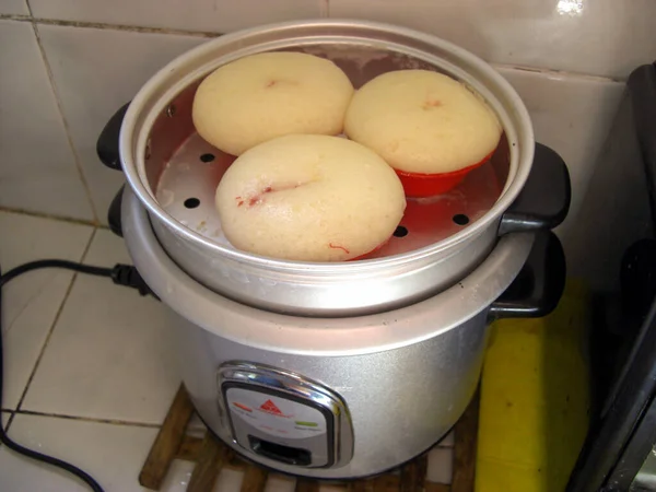 Putos Traditional Filipino Food Steamed Hot Water 2017 — Stock Fotó