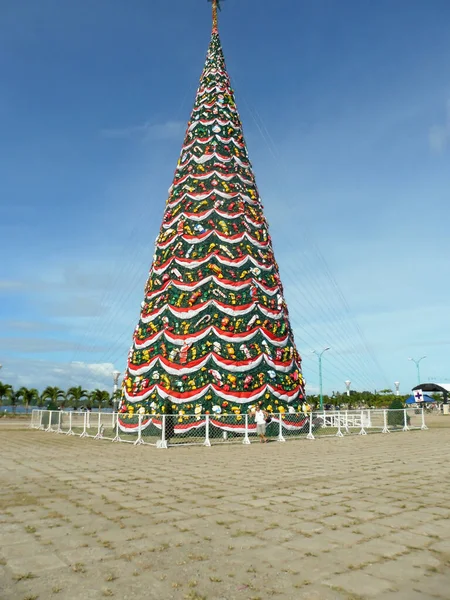 Huge Christmas Tree Square Puerto Princessa Island Palawan Philippines 2012 — Fotografia de Stock