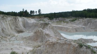 Bazı göller dağlarla beyaz