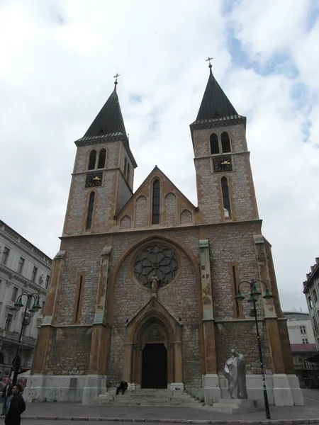 Stary, piękny dom w Sarajewie — Zdjęcie stockowe