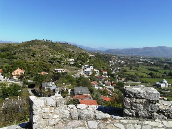 Hermosa naturaleza en Albania, ciudad de Shkoder —  Fotos de Stock