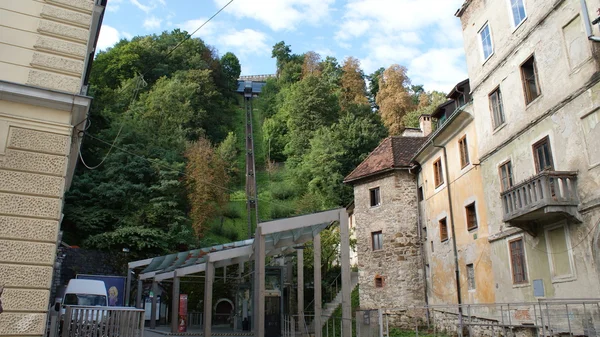 Schöne und fröhliche Stadt Ljubljana in Slowenien — Stockfoto