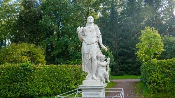 Peterhof Small Town Park Petersburg Royal Fountains Greenery Beauty Shore — Stock Photo, Image