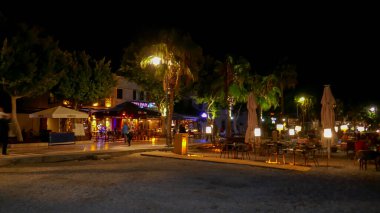 Türkiye 'nin Bordum tatil beldesi. Hem turistlerin hem de yerlilerin zaman geçirdiği harika bir tatil yeri. Güzellik