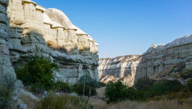 Kapadokya 'da inanılmaz bir vadi, alışılmadık bir rahatlama