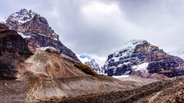 Aberdeen, gönye ve Mount Lefroy altı düz buzullar izi dan mount