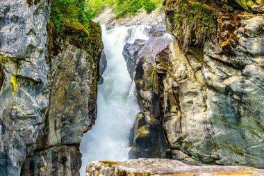 Su çağlamak Nairn Falls Provincial Park Falls'ta Nairn aşağı