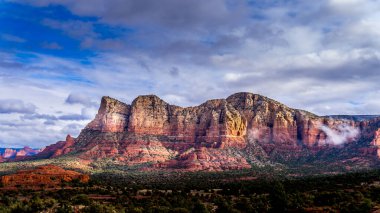 Munds Dağı, Kuzey Arizona 'daki Sedona kasabası yakınlarındaki Coconino Ulusal Ormanı, ABD