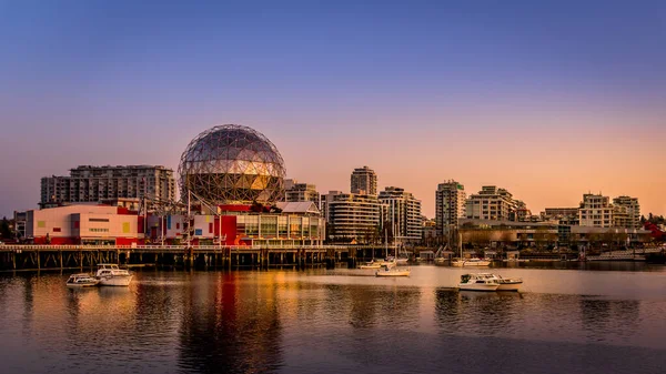 Vancouver Skyline Vid Solnedgången Vid Östra Stranden False Creek Inlet Stockbild