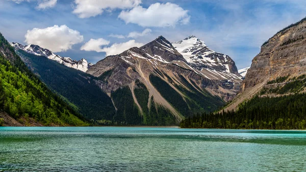 Água Azul Turquesa Lago Kinney Parque Provincial Robson Nas Montanhas — Fotografia de Stock