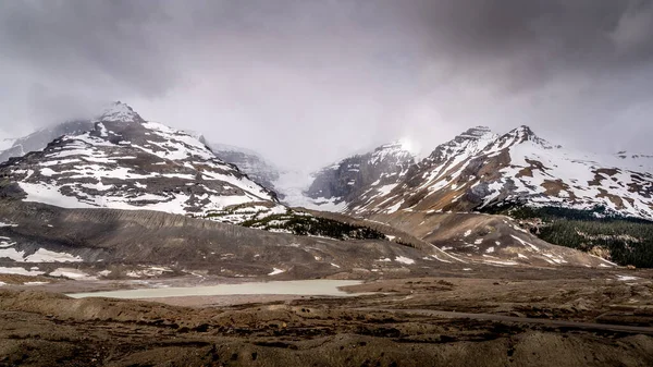 Glacier Snow Dome Les Montagnes Environnantes Dans Les Champs Glace — Photo