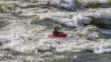 Fraser Kanyon Fraser nehir Rapids Kayak