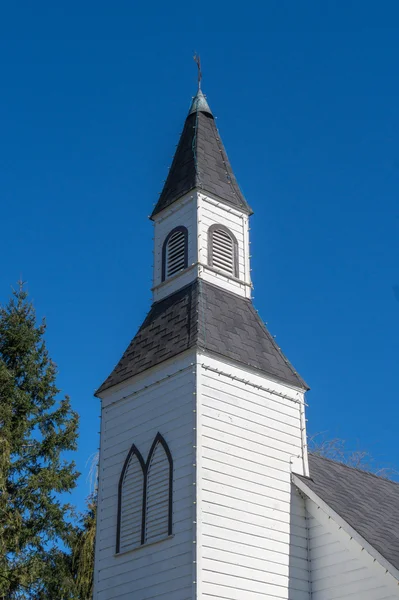 Klockstapel av historiska Milner kapell i namn British Columbia — Stockfoto