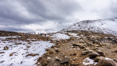 Çalacaklar dağ tepesine hiking
