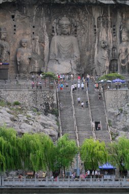 Luoyang, Çin için Buda'nın rakamları ile Longmen mağarasını mağaralar.