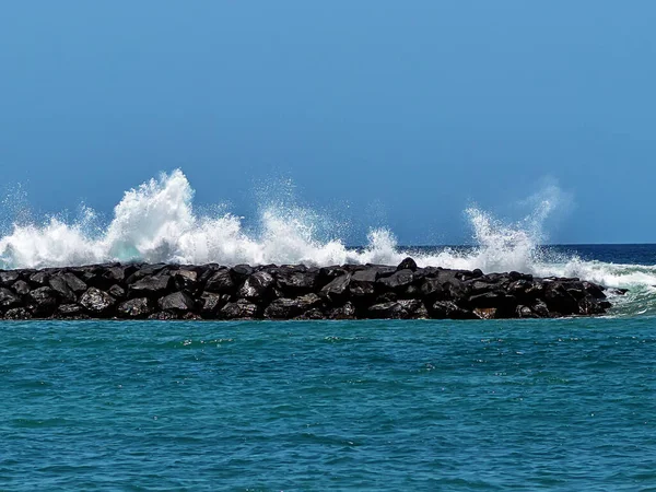 해안의 해안의 충돌하는 — 스톡 사진