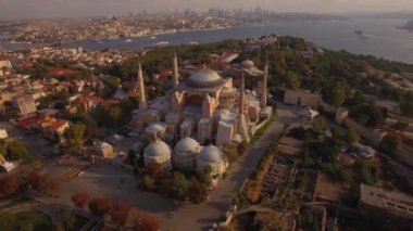 Ayasofya Istanbul içi hava görüntüleri. Şaşırtıcı shot.4k