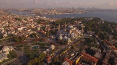 Ayasofya Istanbul içi hava görüntüleri. Şaşırtıcı shot.4k