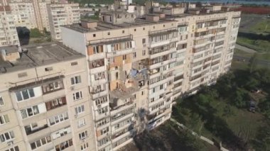 KYIV, UKRAINE - Haziran 23RD, 2020: Konut binasındaki gaz patlaması sonrası kalıntılar..