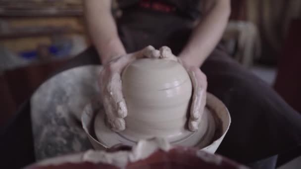 Ceramics Studio Potter Work Clay Bowl Spinning Pottery Wheel — Stock Video