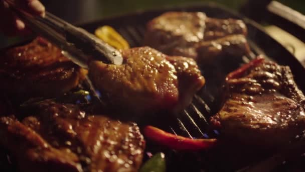 Filmagens Fresh Steak Cozinhar Carne Grelha — Vídeo de Stock