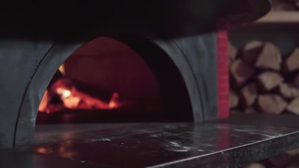 Καύση Ξύλου Παραδοσιακό Φούρνο Αρτοποιίας — Αρχείο Βίντεο