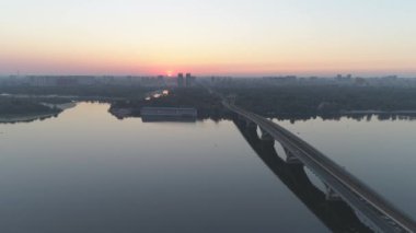 Kiev 'de güneşin doğuşunun güzel görüntüleri