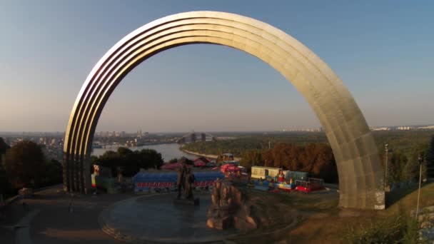 Dostluk Milletler Arch, Kiev — Stok video