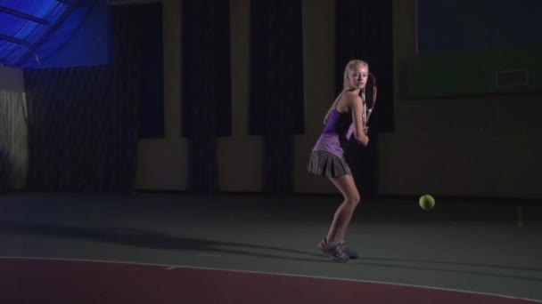 Теннисные снимки: удар слева (замедленная съемка) ) — стоковое видео